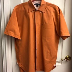 Tommy Hilfiger short sleeve button down shirt